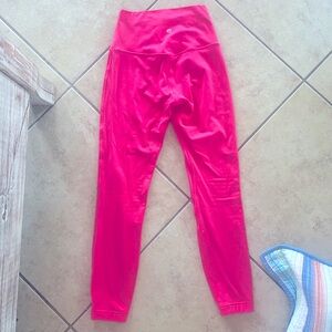 These are lululemon leggings size 4